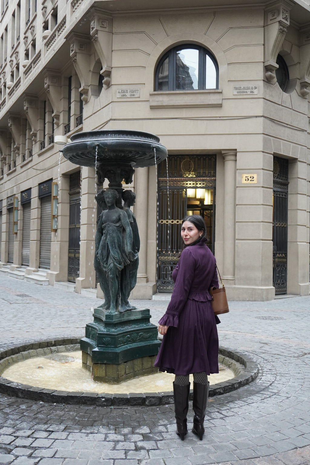 Falda Midi Sara uva - PRE ORDER
